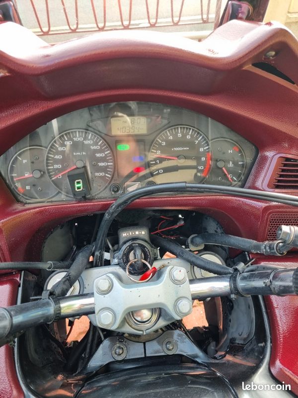 HONDA DEAUVILLE NT700V Moto - Pièces Moto Neuves