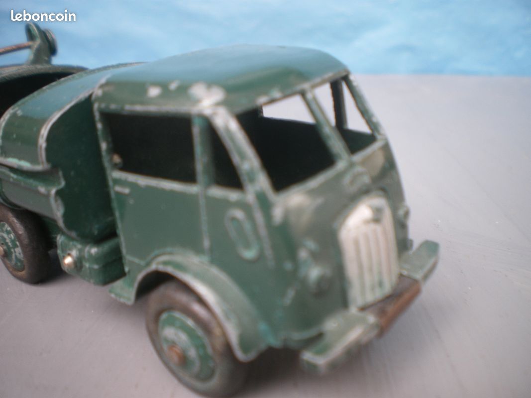 Dinky Toys 25V – Ford Benne à Ordures – 1/43 – Rare – Occasion