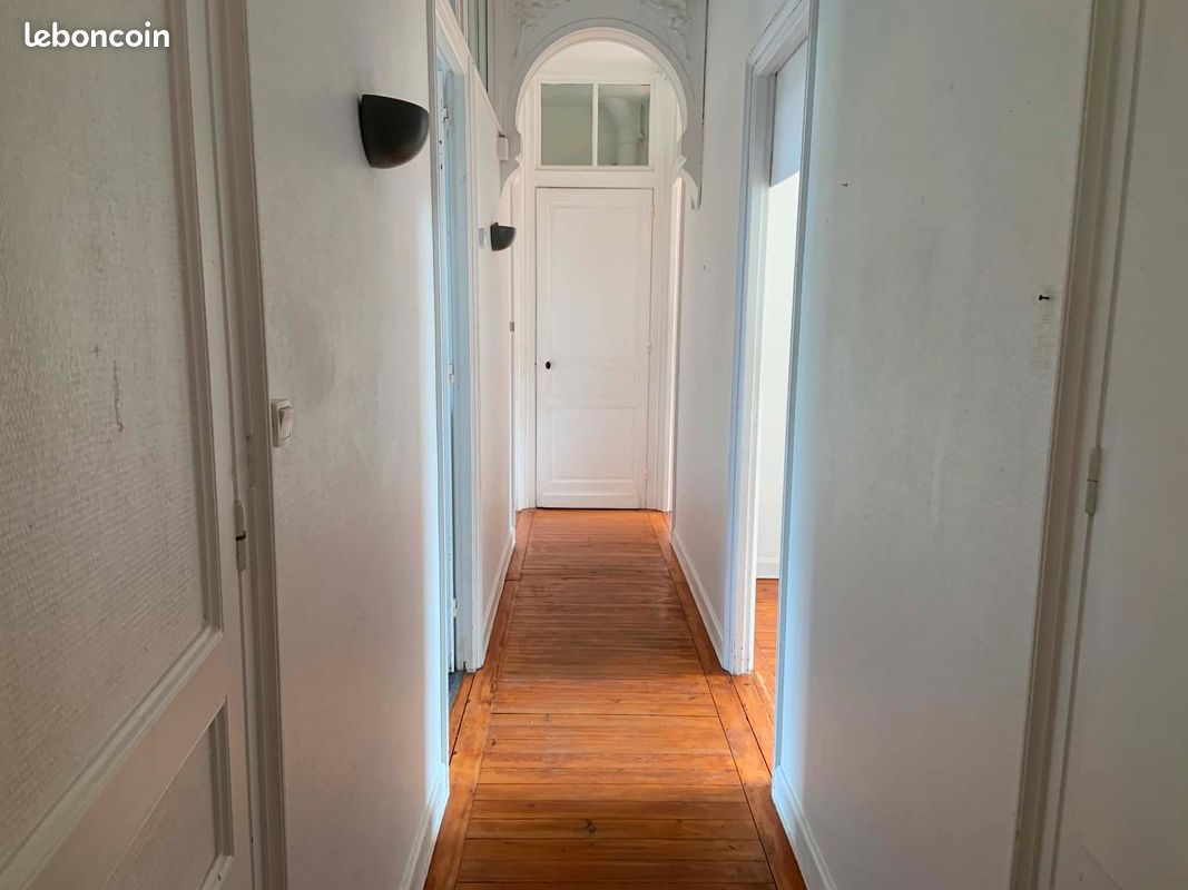 Appartement 3 pièces 70 m² · à Lille · 70 m² · 890 €