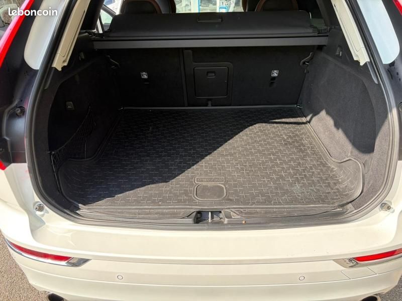 Volvo XC60 D4 AWD 190ch Momentum Geartronic (image 10)