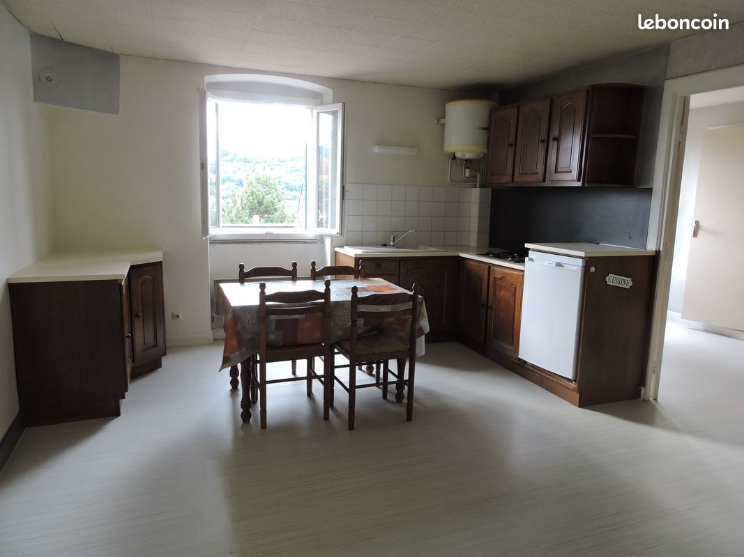 Appartement 2 pièces 37 m² · à Le Puy-en-Velay · 37 m² · 59 000 €