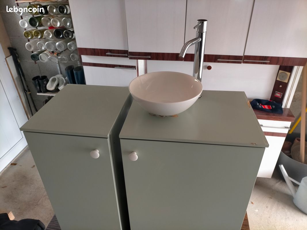 Meuble salle de bain (image 1)