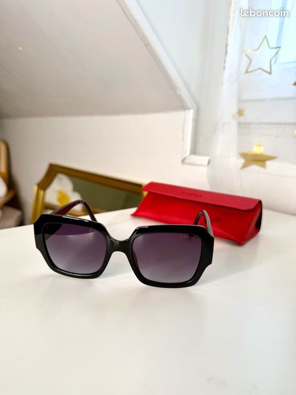 Lunette de soleil Guess femme Accessoires Bagagerie