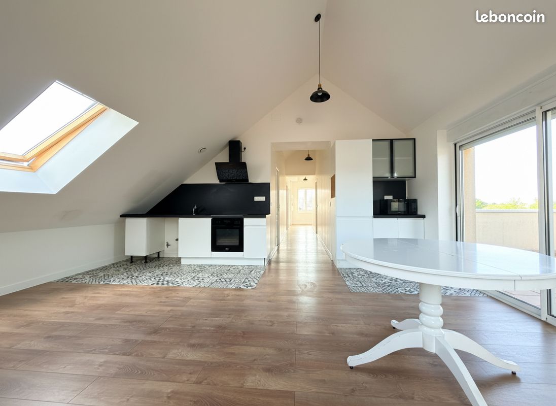 Appartement 3 pièces 56 m² · à Marange-Silvange · 56 m² · 880 €