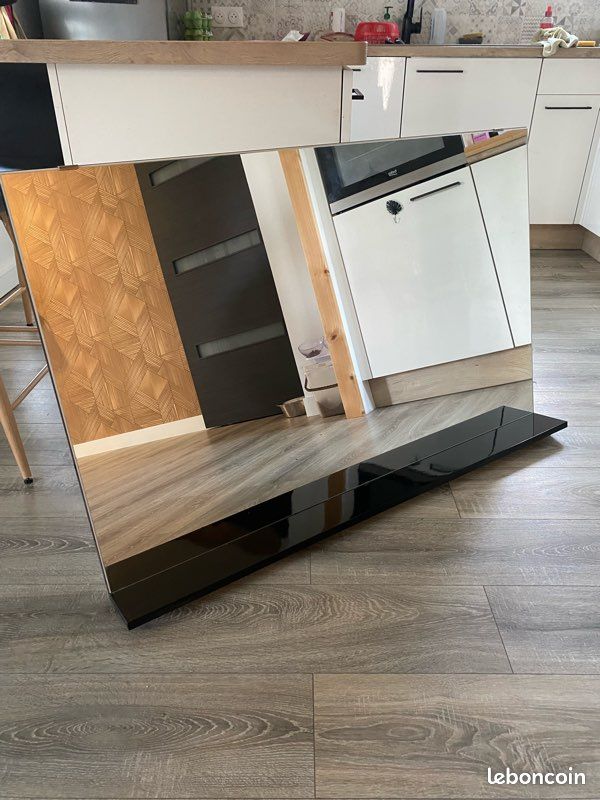 Miroir de salle de bain (image 1)