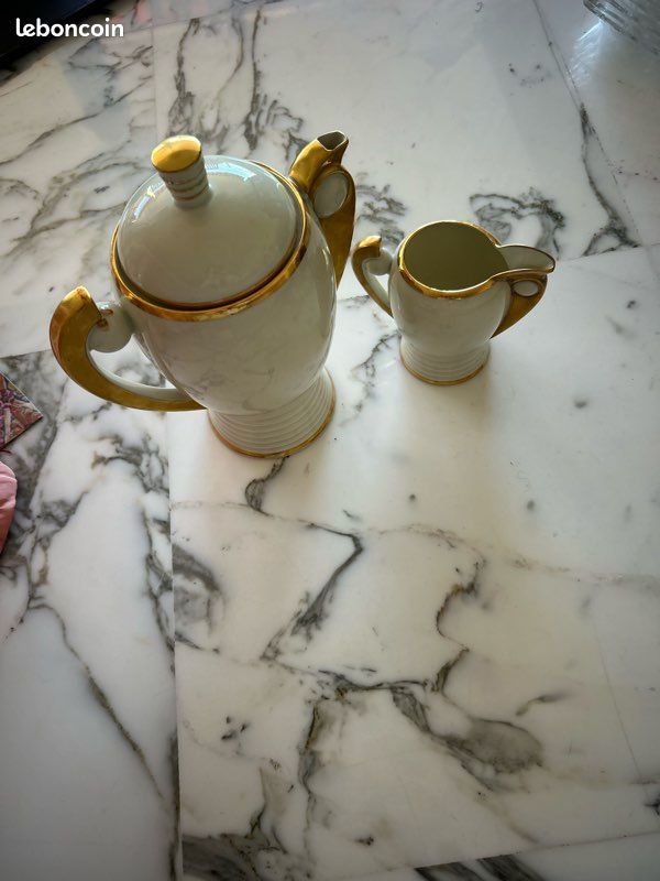 Service Thé/Café Art Déco Porcelaine de Limoges - Verseuse et Crémier Dorés (image 1)