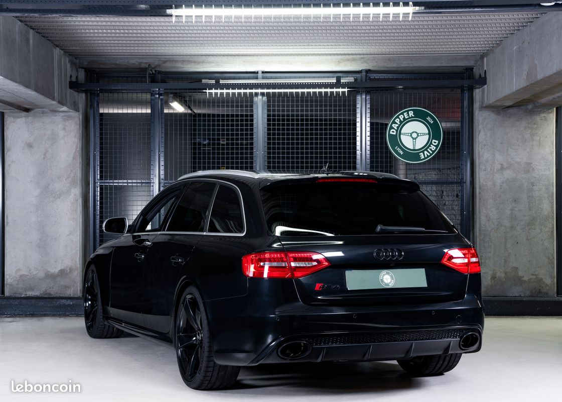 AUDI RS4 Avant B8 - V8 Atmosphérique 4.2 - 450ch - Sièges F1 - Pack carbone (image 3)
