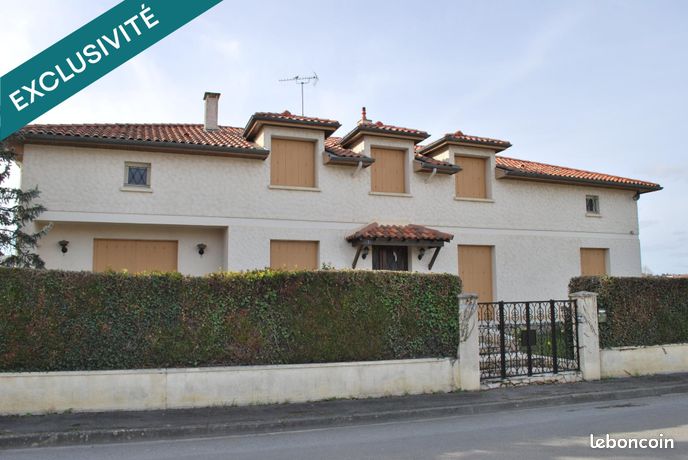 Propriété 7 pièces 252 m²