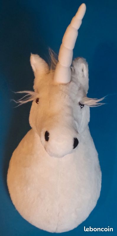 Trophée licorne peluche Décoration