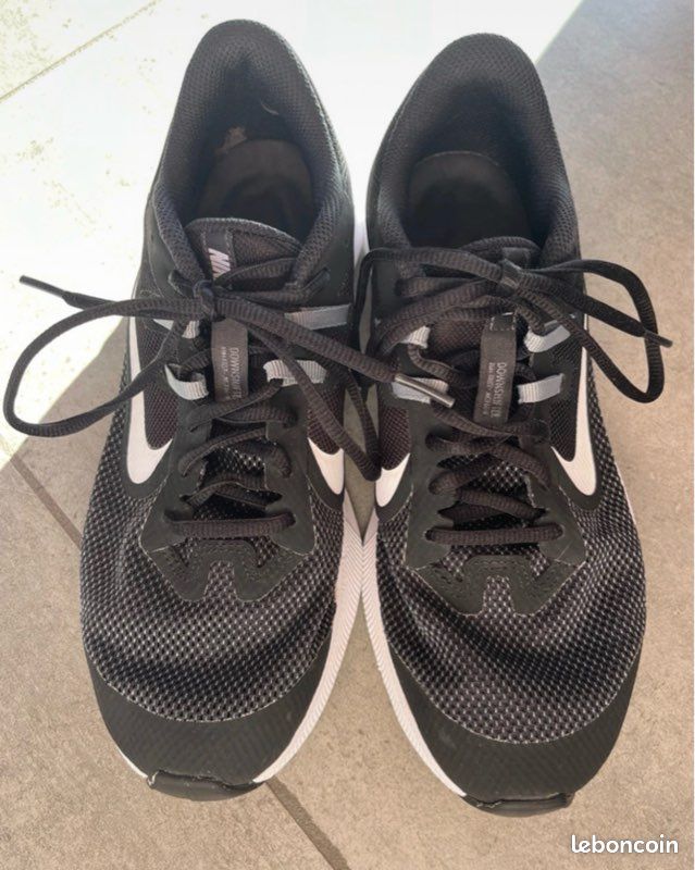 Basket Nike femme taille 40 (image 5)