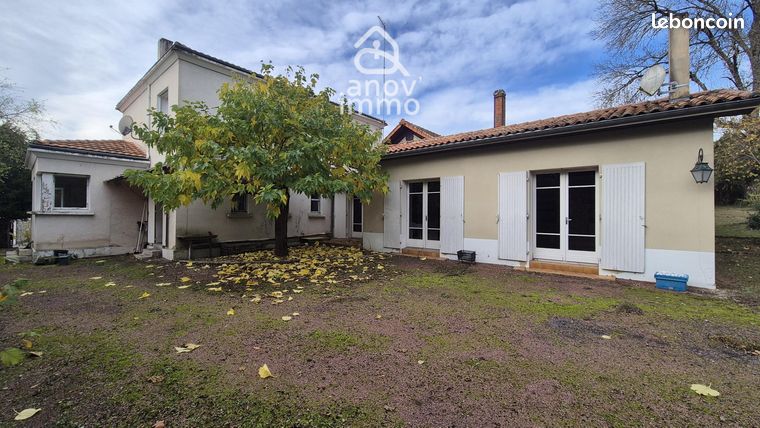 Maison 10 pièces 229 m²