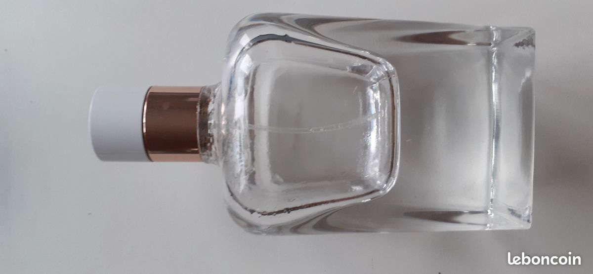 Flacon de parfum HERMES "Jardin d'Hermes Absolu" . Vaporisateur (image 4)