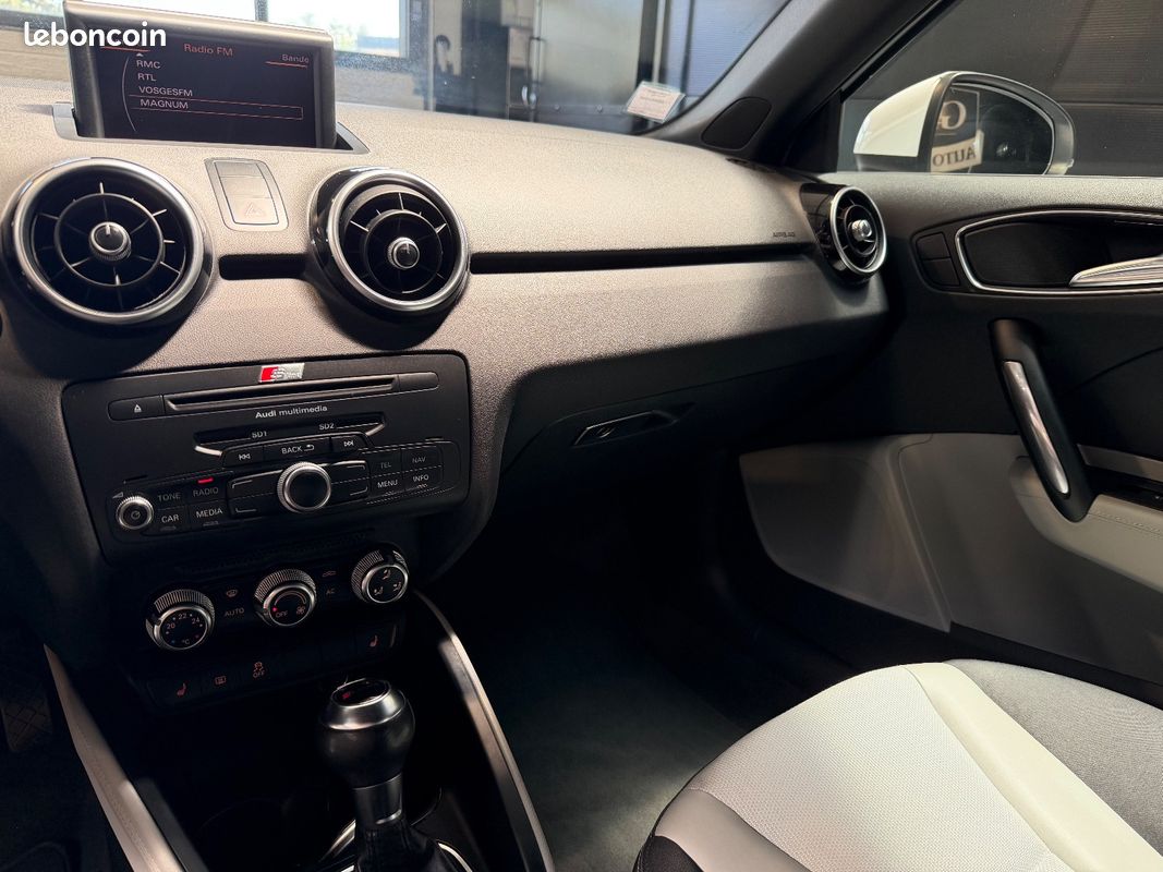 Audi A1 S-LINE 1,4L TFSI 185Ch S-TRONIC (image 23)