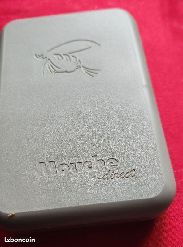 BOÎTE À APPÂTS de pêche à la mouche durable et pratique couvercle rabattabl EUR 10,09 - FR