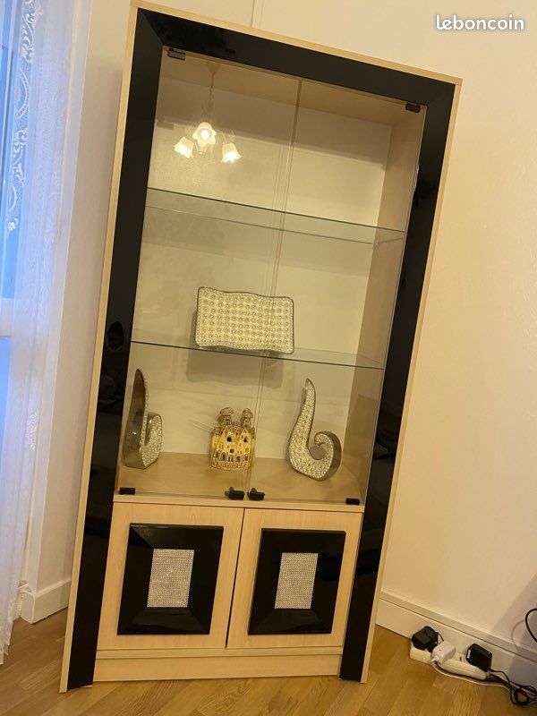 (URGENT) Vente de deux meubles (image 2)