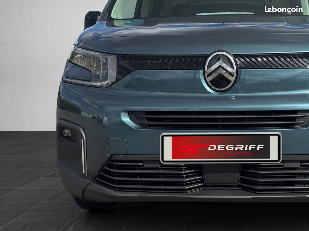 Citroen berlingo taille xl blue hdi 130ch eat8 shine 7pl (image 4)