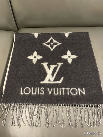 LOUIS VUITTON - Carré 55 en soie d'occasion