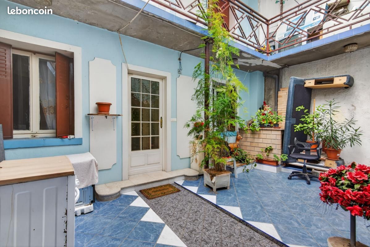 Propriété 5 pièces 222 m² (image 5)