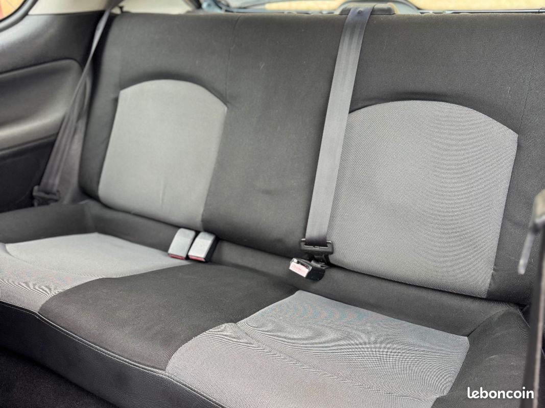 PEUGEOT 206 1.4e 75ch Urban CLIM EMBRAYAGE NEUF (image 8)