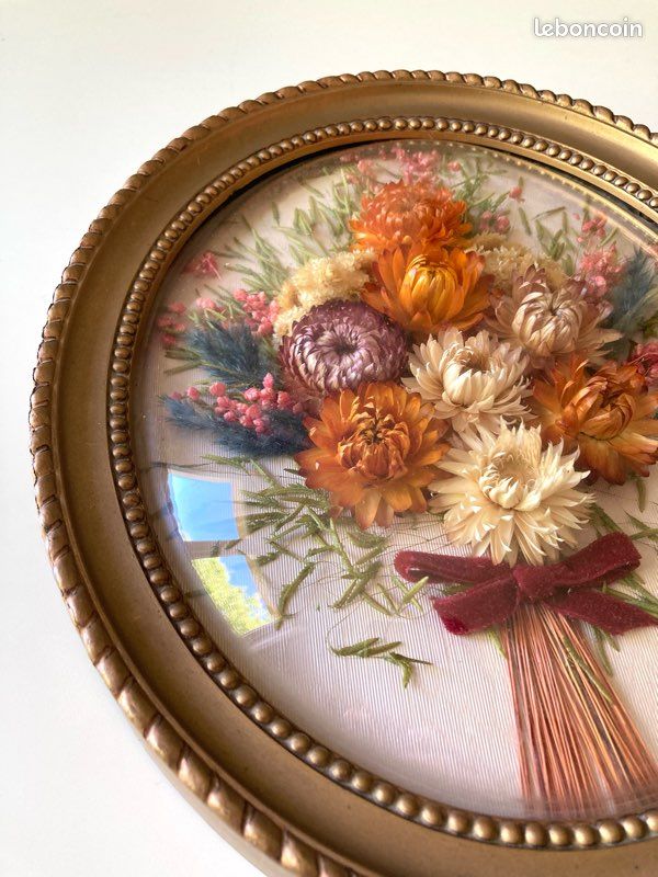 Grand Cadre Mural Vintage Bouquet De Fleurs En Tissu Sous Verre Bombé, Marron