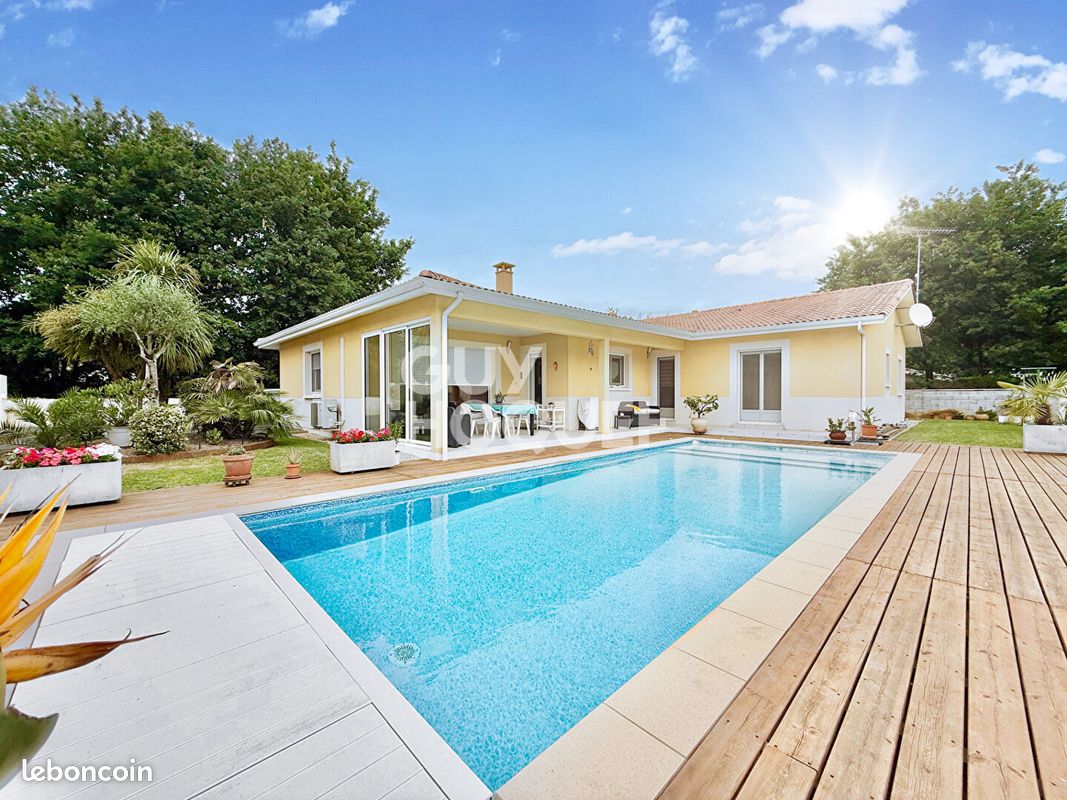 Maison 7 pièces 182 m² · à Gujan-Mestras · 182 m² · 745 000 €