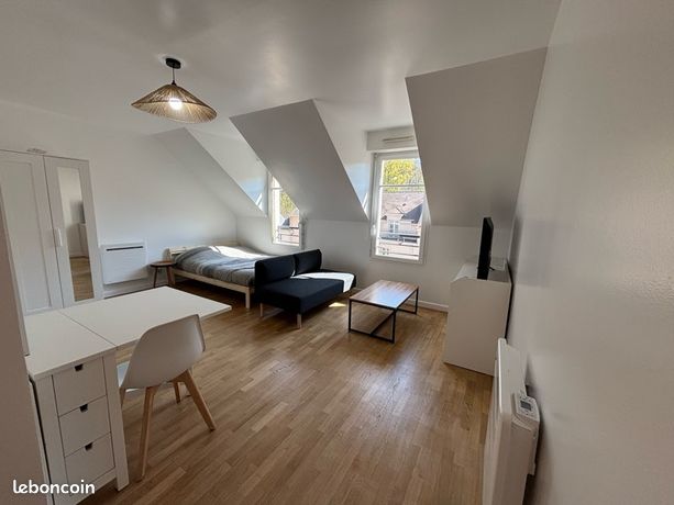 Studio meublé 27m2 – Buc / limite Versailles