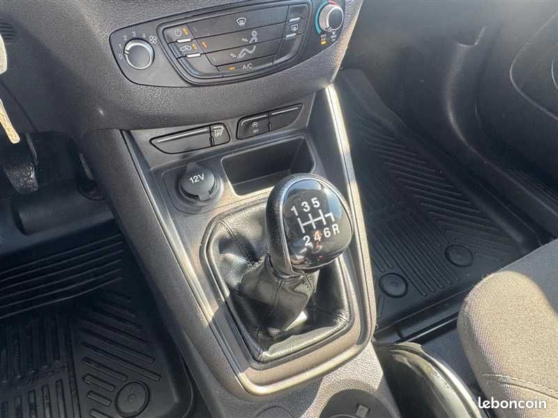 Ford transit courier 1.5 TDCI 100 CH TREND PRIX HT (image 8)