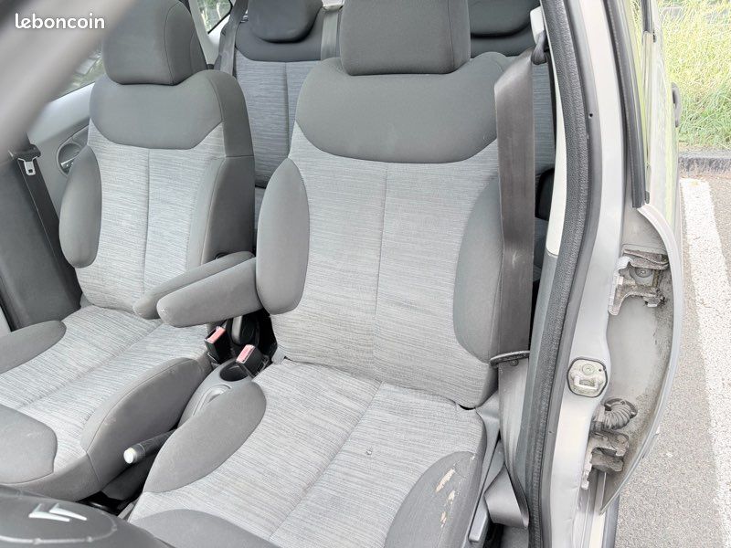 Citroën C3 XTR 1.4 Sensodrive – 88 ch – 2004 – 156 000 km – Boîte auto (image 11)