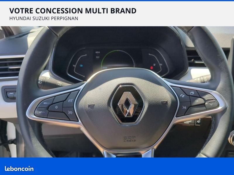 Renault Clio 1.6 E-Tech 145ch full hybrid Evolution (image 17)