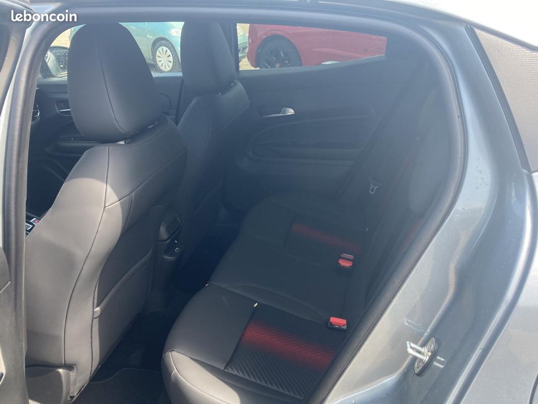 ALFA ROMEO JUNIOR 1.2 ibrida 145 speciale e-dct6 (image 29)