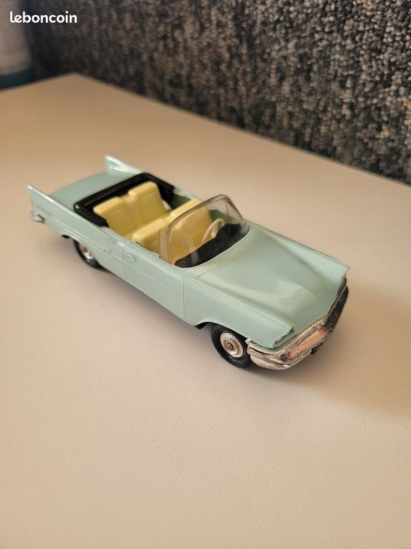 Coffret Norev – Chrysler New Yorker Avec Dinghy Rocca – Miniature Collection