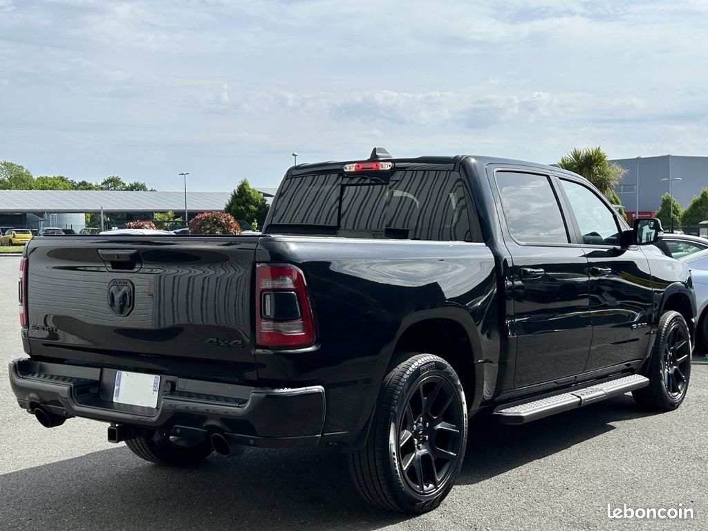 DODGE RAM 1500 5.7 V8 HEMI eTorque 400ch SPORT BVA (image 4)