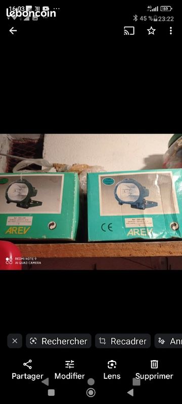 Deux Spots Neuf jamais utilisé (image 1)
