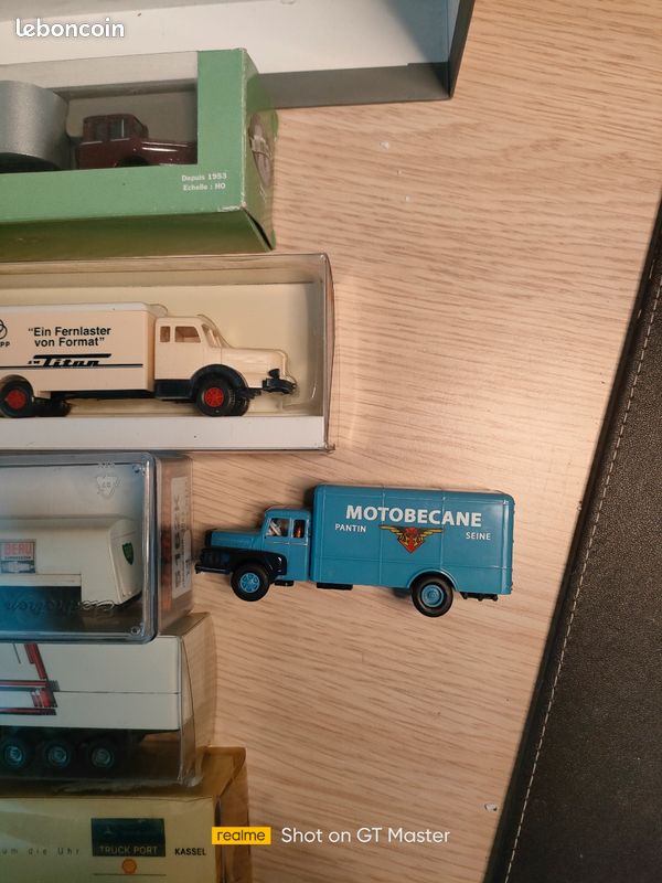 Lot De Voitures Et Camionnettes HO 1/87 - Modèles Réduits (occasion)