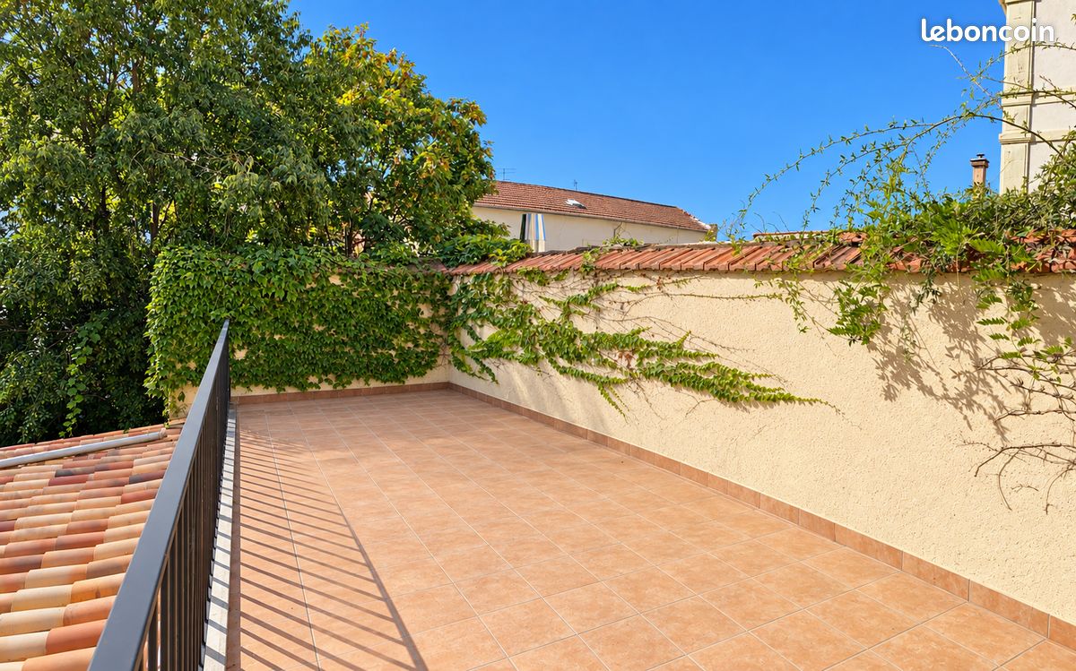 Appartement 4 pièces 104 m² · à Alès · 104 m² · 950 €/mois