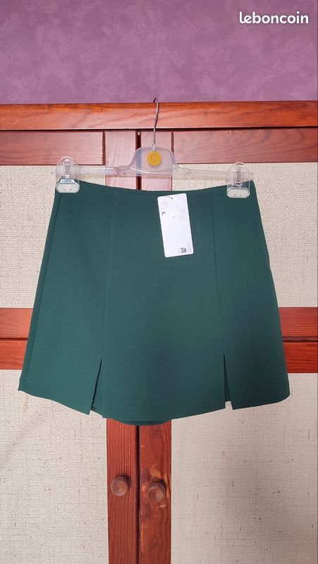 Jupe short vert sapin (image 1)