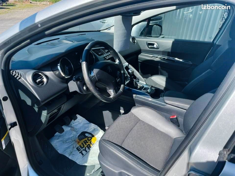 Peugeot 3008 1.6 HDI 115 FAP ALLURE Garantie (image 2)