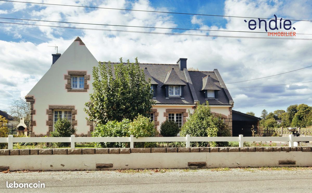 Maison 9 pièces 192 m² · à Évellys · 192,3 m² · 249 600 €