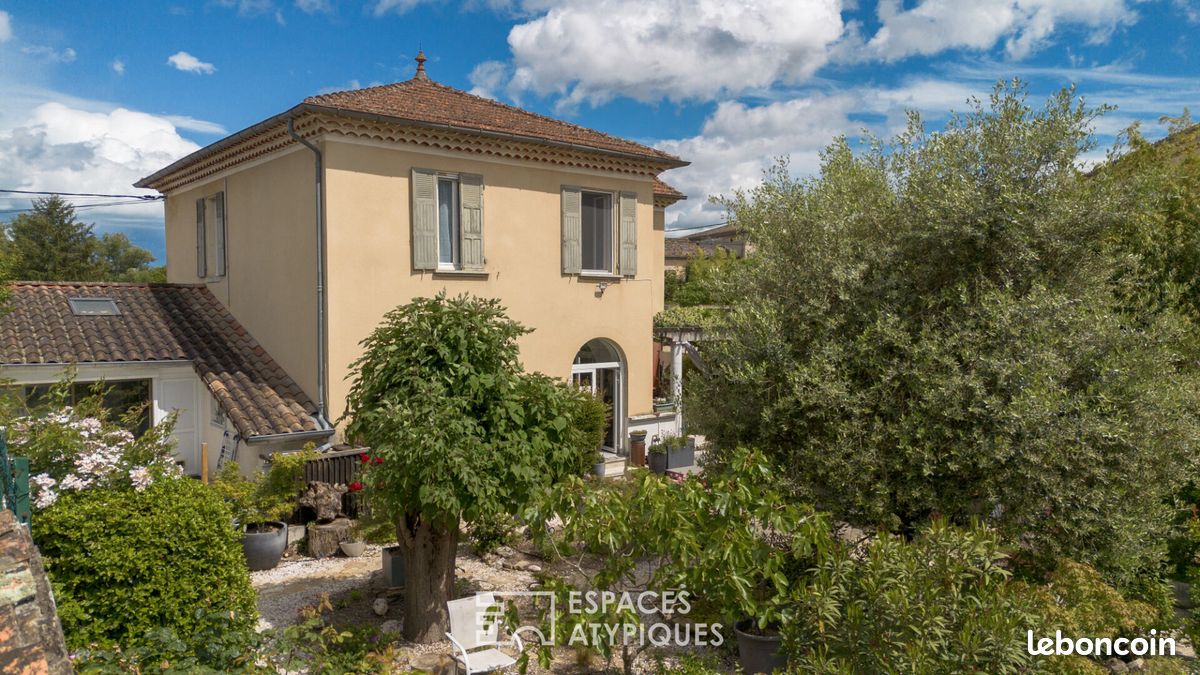 Maison 5 pièces 147 m² · à Joyeuse · 147 m² · 328 000 €