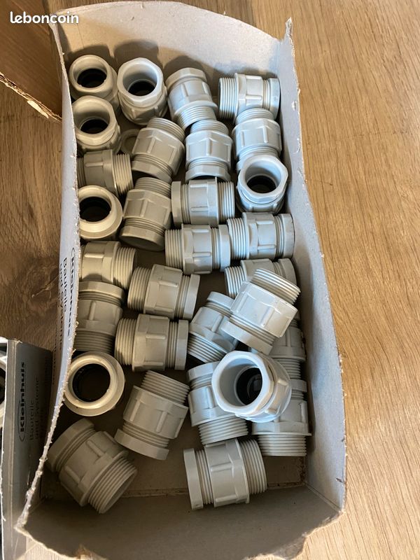 Gros Lot de Presse-Etoupes (image 8)