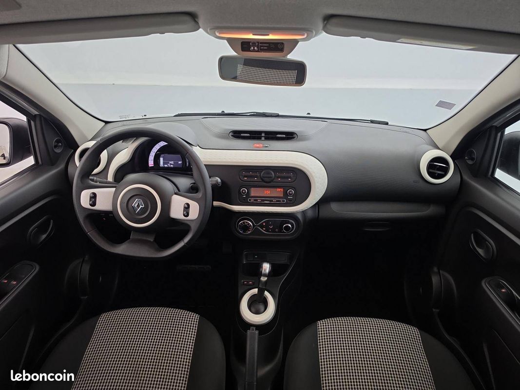 RENAULT Twingo III E-Tech Authentic (image 26)