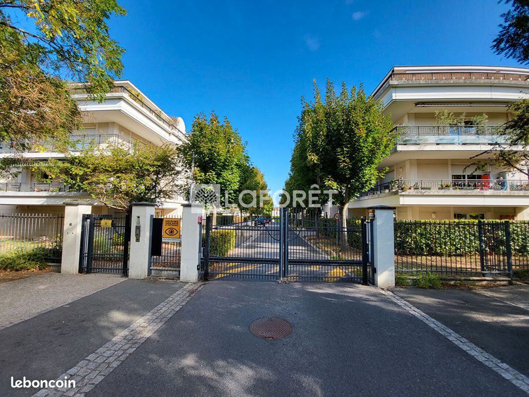 Appartement 3 pièces 70 m² · à Rueil-Malmaison · 70 m² · 475 000 €