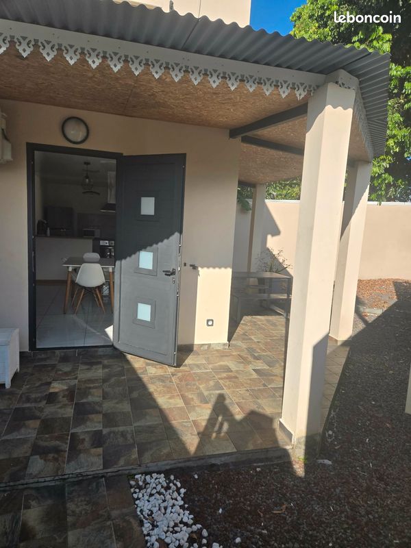 Maison 5 pièces 90 m² · à Saint-Benoît · 90 m² · 1 100 €/mois