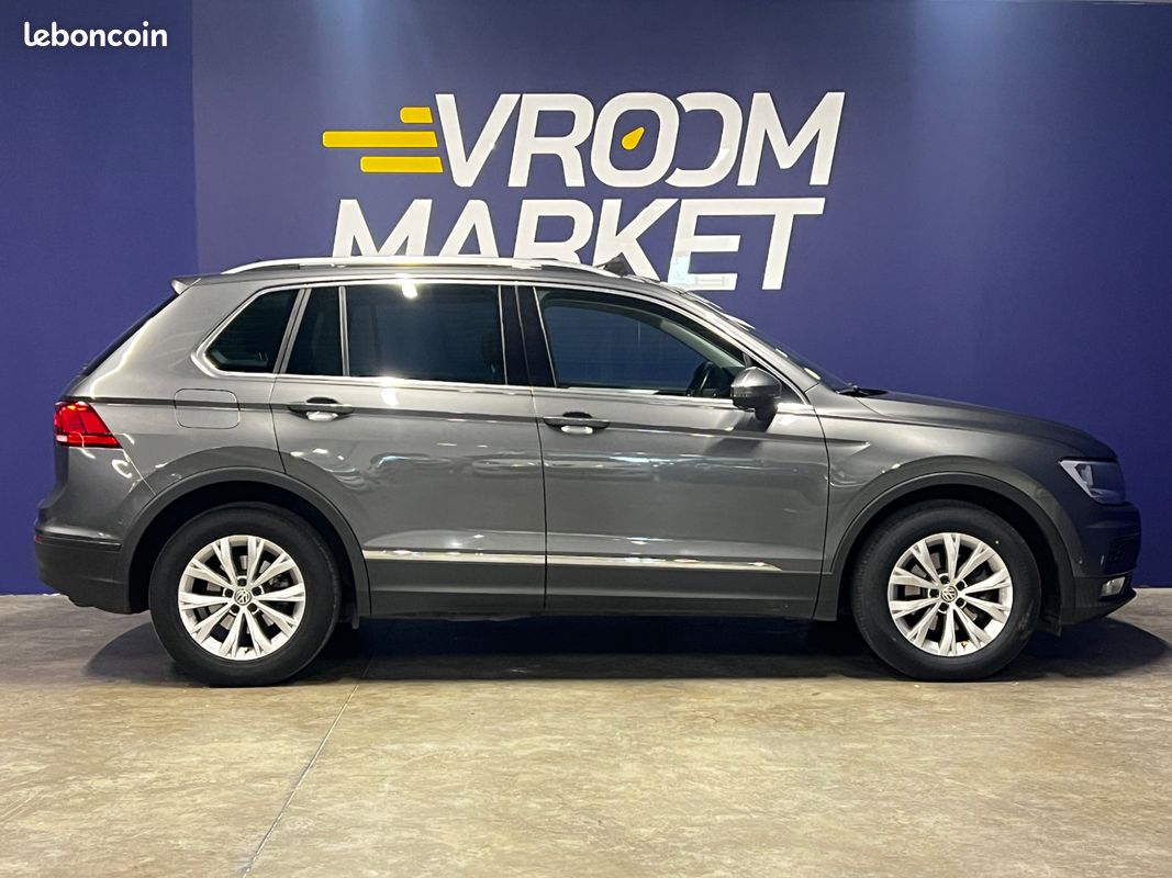 VOLKSWAGEN Tiguan 2.0 TDI 150ch Confortline - Boîte auto - CarPlay - Toit ouvrant panoramique - Régulateur de vitesse - Caméra de recul (image 6)