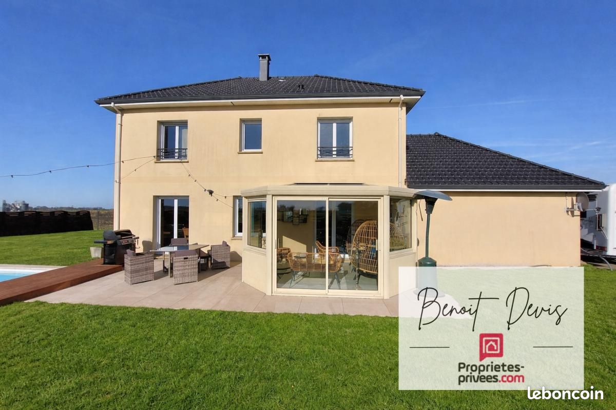 Maison 6 pièces 131 m² · à Allouville-Bellefosse · 131 m² · 415 000 €
