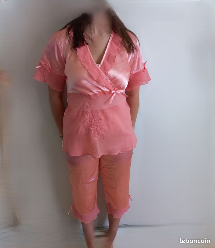 Pyjama T.38/40 (image 1)