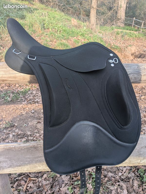 Selle D'endurance Wintec Pro Hart - Noire - 17" - Synthétique - Occasion