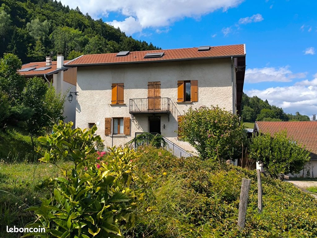 Maison 7 pièces 172 m² · à Le Moutaret · 172 m² · 370 000 €