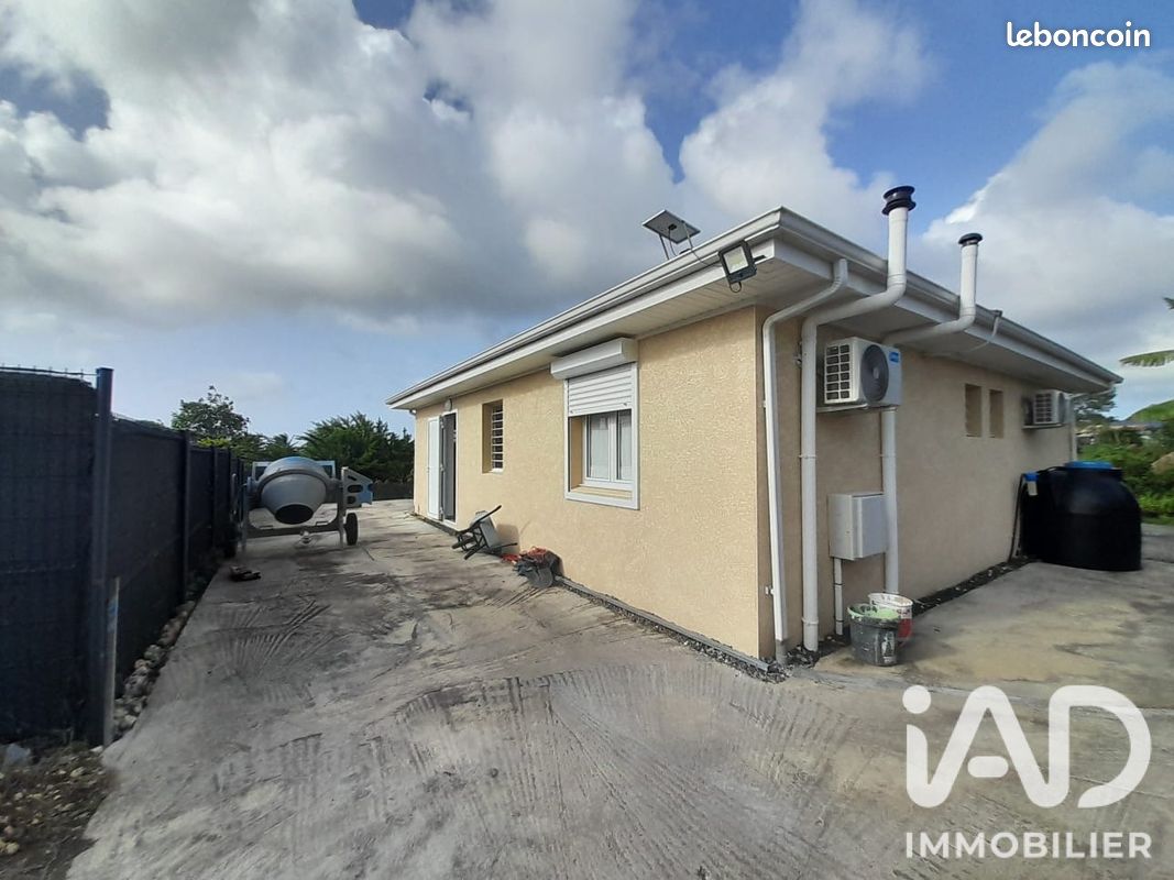 Maison 3 pièces 80 m² · à Le Moule · 80 m² · 1 190 €/mois