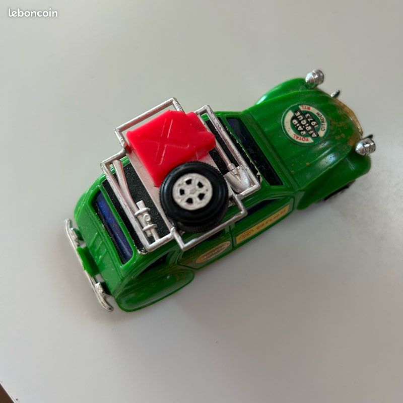 TES10 Voiture 1/24 Hachette Test CITROËN 2CV : 2CV 6 Raid Afrique 1973 - Jumajo